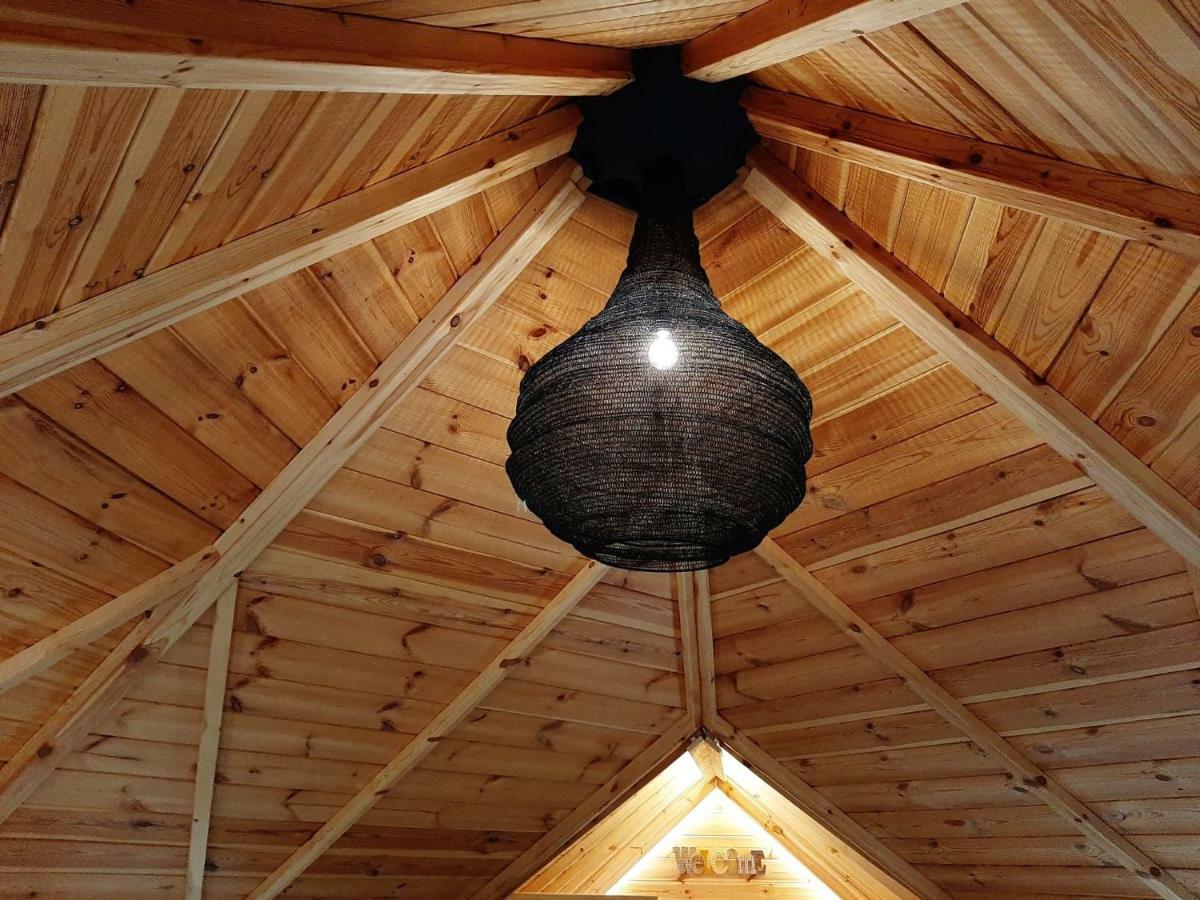 La Cabane De L'Atelier Bomal Dış mekan fotoğraf