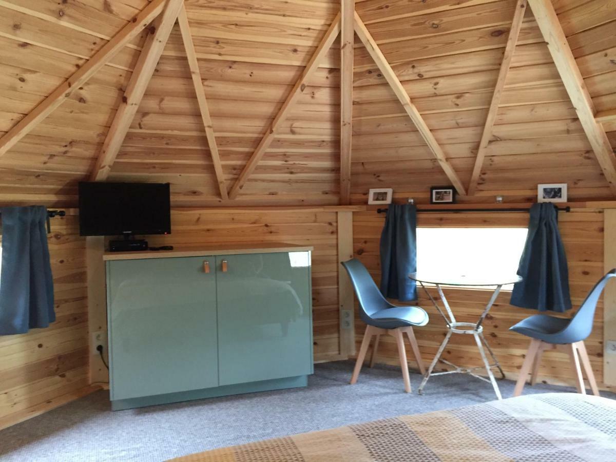 La Cabane De L'Atelier Bomal Dış mekan fotoğraf